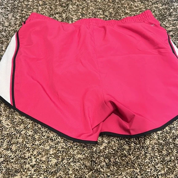 Nike Dryfit Running Shorts - Picture 4 of 4